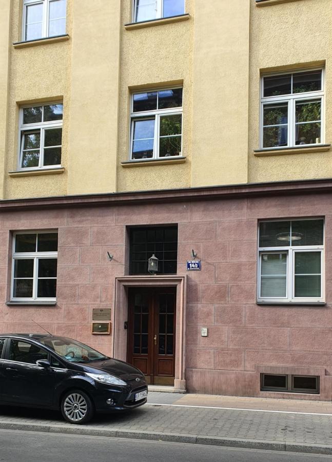 Quite Place In Good Location クラクフ エクステリア 写真